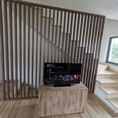 Casa Marta 11 Villa Garlenda Bagian luar foto